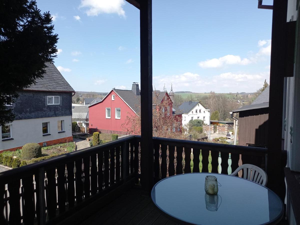 Familienfreundliche Ferienwohnung Erzgebirge Шнеберг Экстерьер фото
