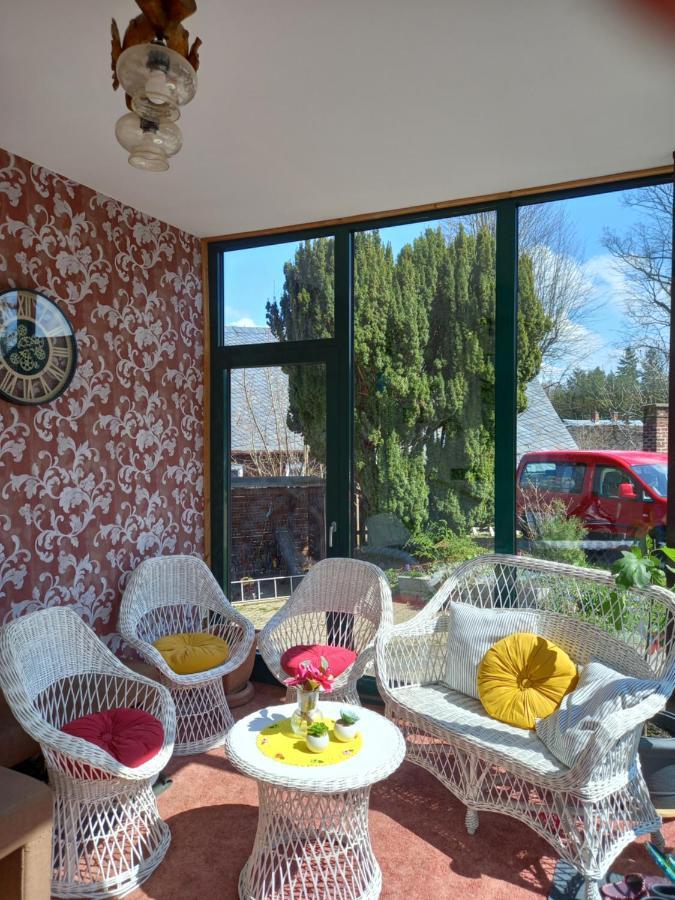 Familienfreundliche Ferienwohnung Erzgebirge Шнеберг Экстерьер фото