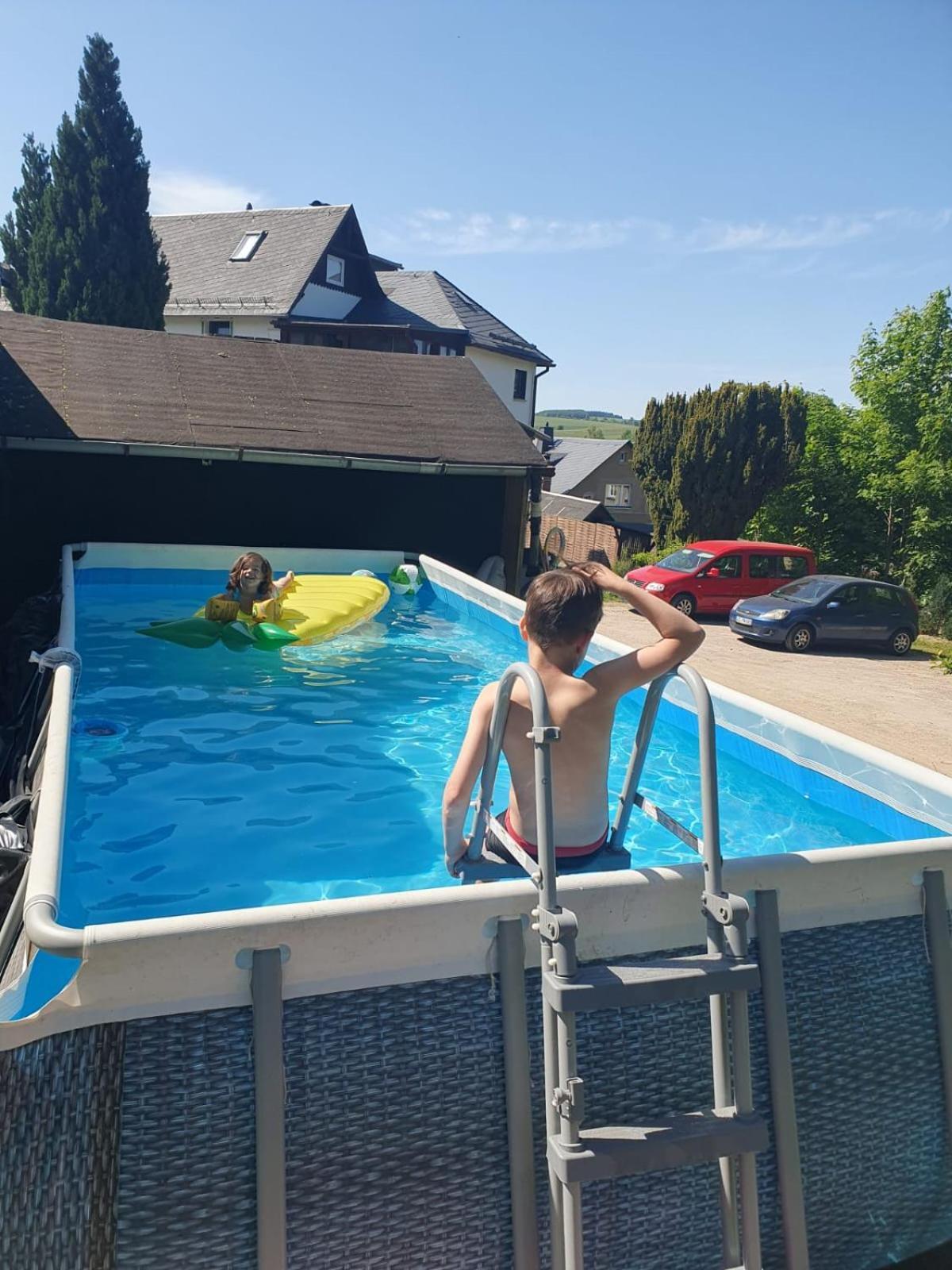 Familienfreundliche Ferienwohnung Erzgebirge Шнеберг Экстерьер фото