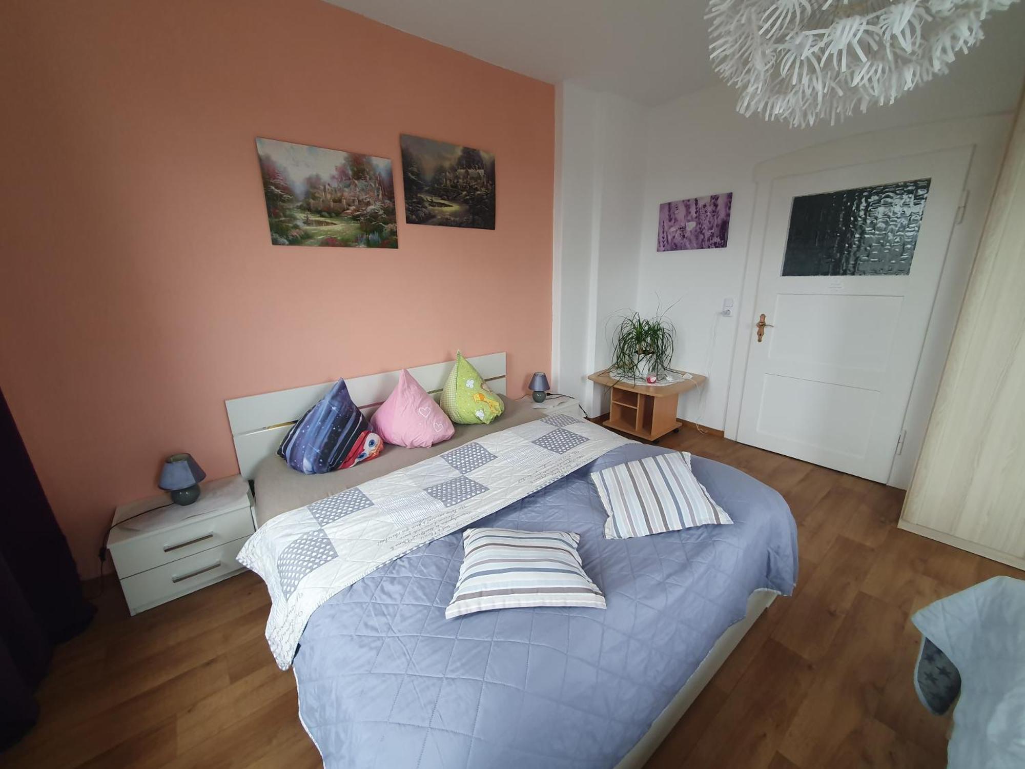 Familienfreundliche Ferienwohnung Erzgebirge Шнеберг Экстерьер фото